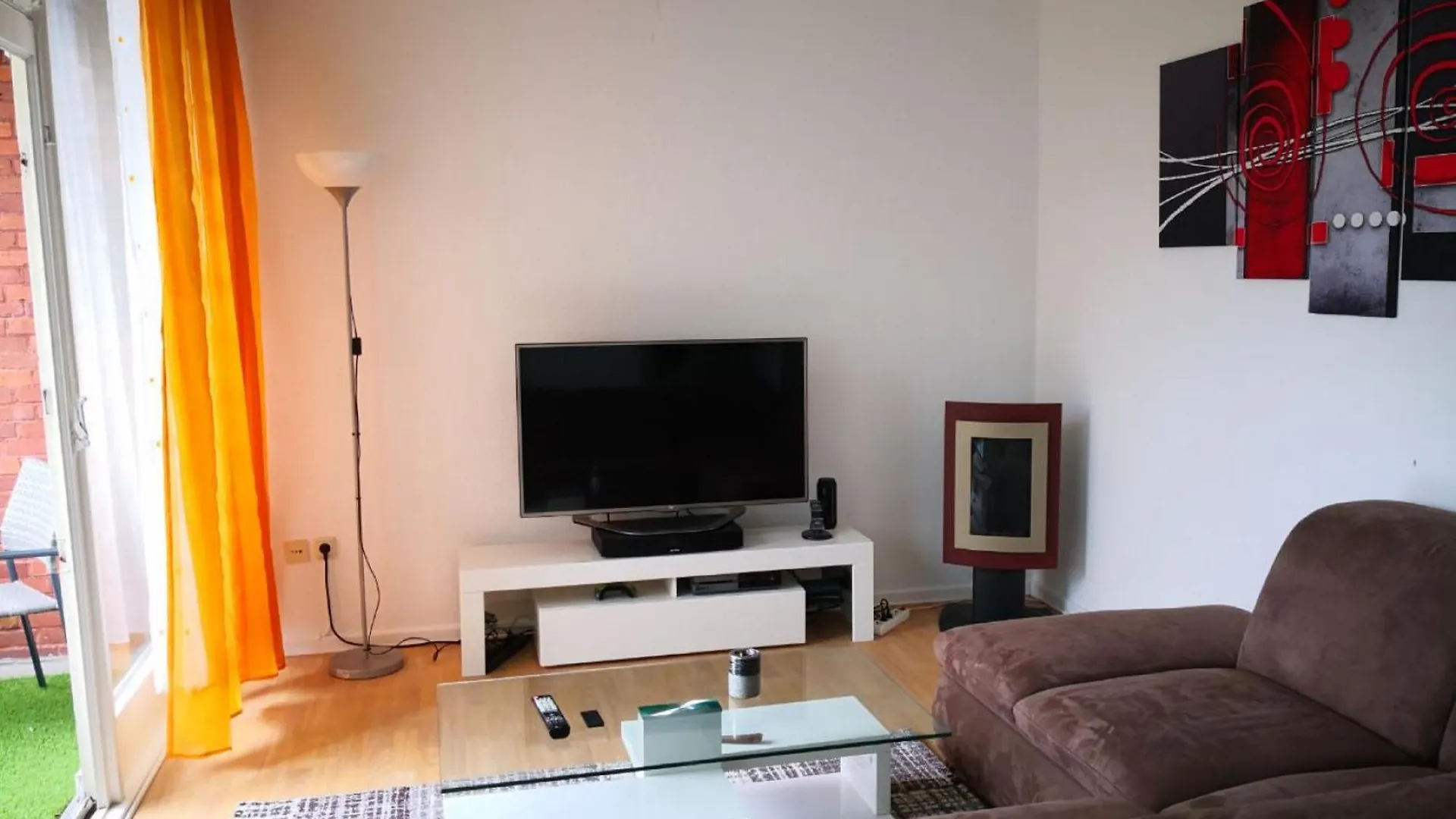 Private Apartmentの連絡先